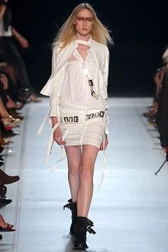 Look 32